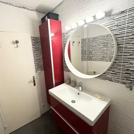 Confort Avec Balcon - *